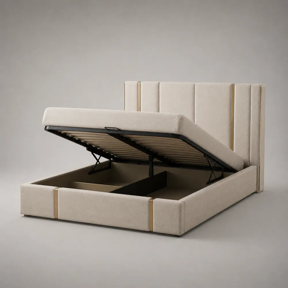 Letto contenitore 180 x 200 cm in tessuto poliestere effetto lino beige con sistema alzante a gas e testiera imbottita a pannelli verticali con dettagli oro struttura in MDF e metallo